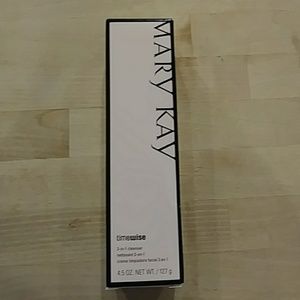 Mary Kay 3in1 cleanser Combination/oily